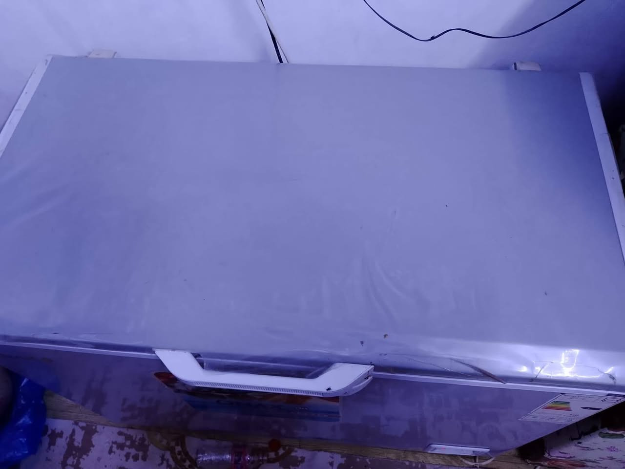 مجمده اخت الجديده استعمال قليل للبيع السعر 300وبيها مجال الاتصال على الرقم *********** ميسان مركز المحافظة عمارة, ميسان
