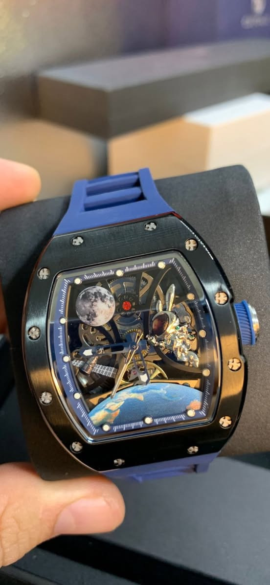 السلام عليكم اخواني ساعات منبر رجعت وفرتهن لكم اوتماتيك مكينه كشف الكره الارضيه مجسم الفضائي مجسم القمر مجسم القمر الصناعي مجسم جميع ساعه المينوس وشحن على اي مصدر ضوء السعر150$للمهتمين مراسله الصفحه او الاتصال واتساب ***********
