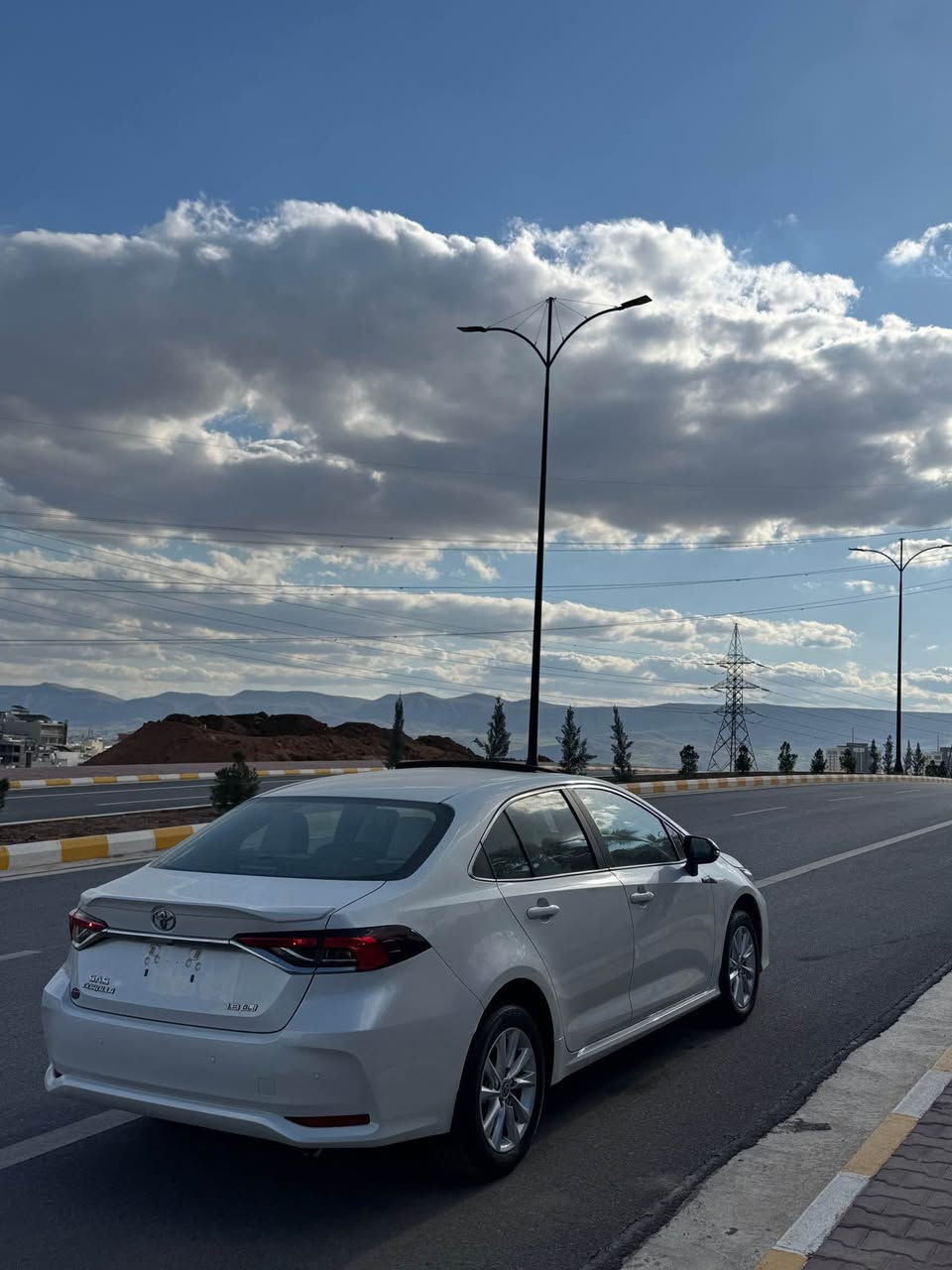 Toyota Corolla 2025 GLI SAS
تۆیۆتا کرۆلا ٢٠٢٥ – GLI (SAS) | 0 KM

سفری شەریکەی ساس (SAS) – زەمانی فەرمی تۆیۆتای عێراق

📏 ماوەی ڕۆشتن: 0 کیلۆمەتر (سفر کم)

بۆیاخ: دەعامی بۆ دەعامی بە شەرت – بێ شوخ و بێ نووقسان

زەمان: ٢ ساڵ یان ٤٠,٠٠٠ کیلۆمەتر

⏳ ٣ مانگ کاتی لەگەڵە

مواسەفاتی GLI:
 •سڵاید (Sunroof)
 •٢ بەسمەی بیلادی شەریکە
 •شاشەی گەورەی زیرەک (Smart Display)
 •کامێرا و حاسە
 •تەحەکووماتی تەواو لەسەر سووکان
 •٣ مۆدی لێخوڕین: (ECO / SPORT / NORMAL)
 •ناو سپی (White Interior)
 •ویل کەپ و ویل گەورە
 •تایەی بیلادی یابانی
 •کارپلەی (Android Auto & Apple CarPlay)
 •بەسمە و ئۆتۆ ستارت/ستۆپ
 •دەبڵ گێڕ
 •زۆر مواسەفاتی تری تایبەت

📍 ناونیشان: سلێمانی
📞 پەیوەندی:
***********
***********

————————————

Toyota Corolla 2025 GLI SAS 0 KM

تويوتا كورولا ٢٠٢٥ فول مواصفات GLI سفري شركة ساس (SAS) صفر كم ضمان تويوتا العراق

📏 المسافة المقطوعة: صفر كيلومتر 🧿📦

🎨 الصبغ: دعامة لدعامة بشرط حتى شوختي ما بيها..

🛡 الضمان: سنتين أو ٤٠,٠٠٠ كم
⏳ ٣ اشهر وقت ويّاها

المواصفات (GLI):
 •سلايت
 •٢ بصمة بلاد شركة
 •شاشة كبيرة كامل ذكية
 •كاميرا وحساسات
 •كامل تحكمات على السكان
 •٣ مودات قيادة (ECO, SPORT, NORMAL)
 •داخل أبيض
 •ويل كب و ويل كبير
 •تايرات بلاد ياباني
 •كار بلاي android, ios
 •بصمة و اوتو ستارت ستوب
 •دبل جير
 •مواصفات كثيرة أخرى

📍 العنوان: السليمانية
📞 الاتصال:
***********
*********** السليمانية, العراق
