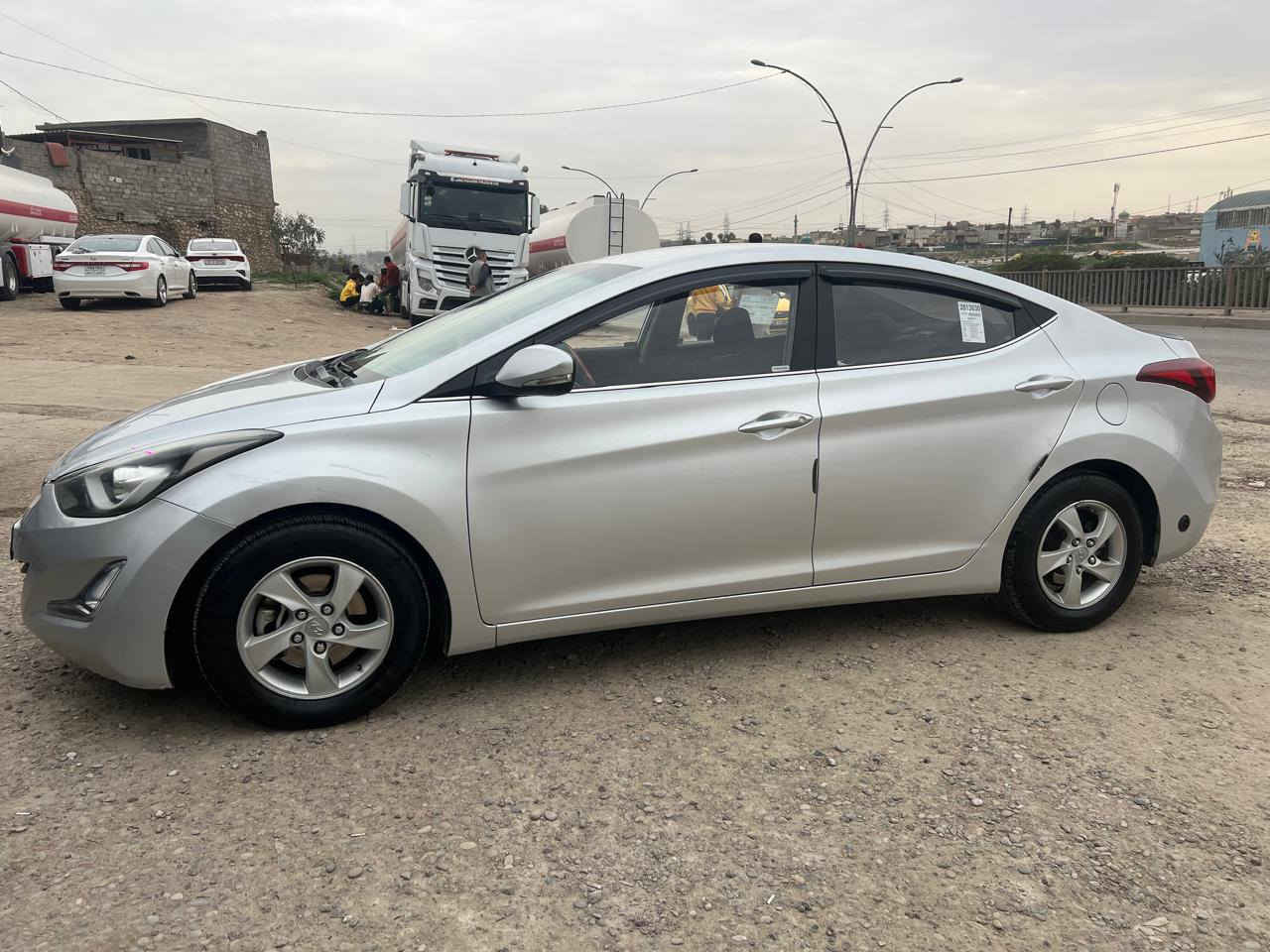 السلام عليكم 
افانتي ( السونار مرفق مع الصور )
موديل 2016 
رقم نينوى الدولي 
وارد خليجي 
كابون بأنزين 
كير توماتيك شرط
محرك 16 GDi بي نفخ 
منظومه غاز
تبريد وتدفىه 
سياره ضررها موضح بالصور السونار 
شرط التحويل 
السعر125$وبيها مجال 
🛑ملاحظه مهمه
 يرجى الاتصال من  الساعه 9 صباحأ إلى الساعه 9 مساء
#العنوان موصل الجديده شارع بغداد مجاور سنتر بغداد
#مكتب ال رزان للسيارت
***********
***********
