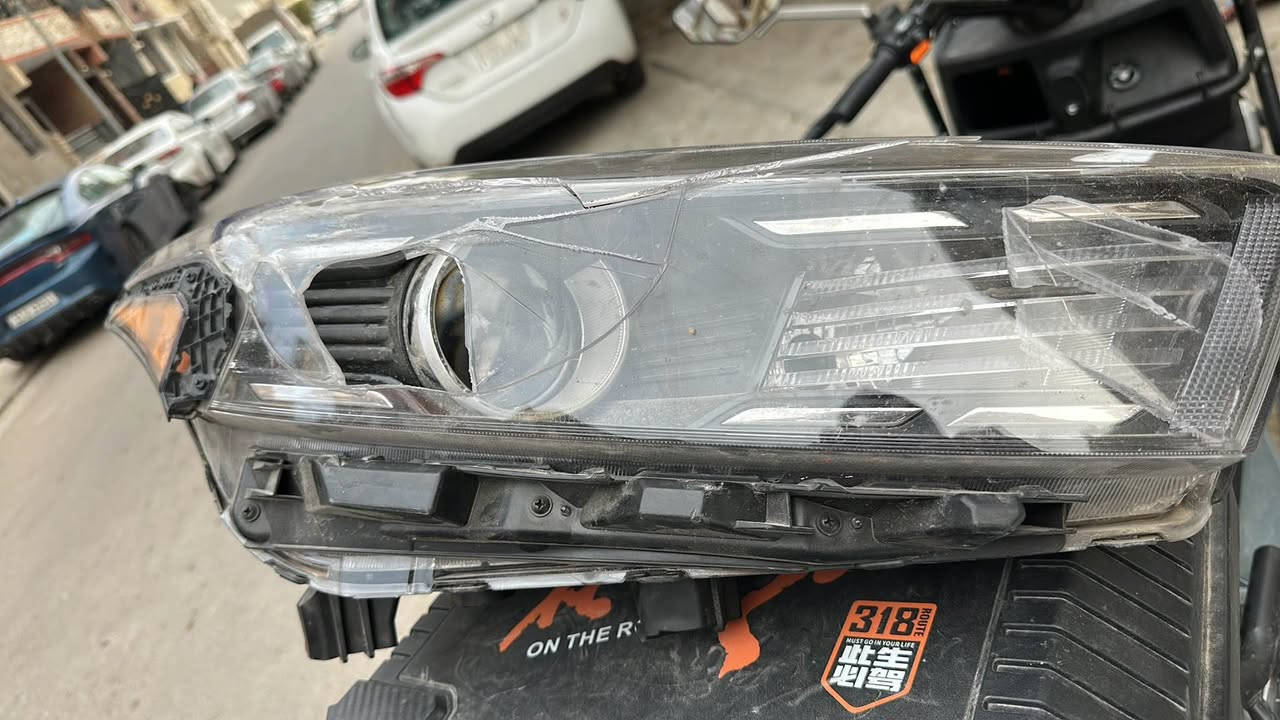 لايت جهه يمنه فورتي ٢٤ نظيف أمريكي اصلي بسعر مناسب قفله ب١٢٥ مكاني بغداد لاعظميه ***********٢ بغداد, العراق
