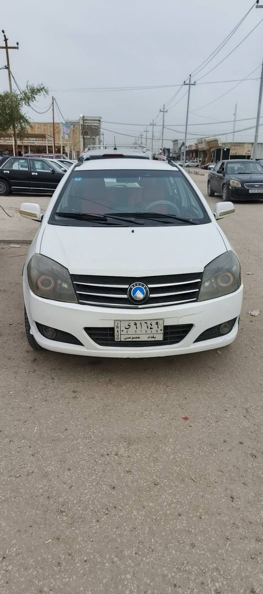 سيارة جيلي كروز رقم بغداد موديل 2013 كفاله عامه مكينه وكير جديدات دواخل حلوه وجديده سنويه لل 2029 راعيه بانجف مداور ثاني يوم تبريد تدفئه كهربائيات كله شغاله للاستفسار ***********
