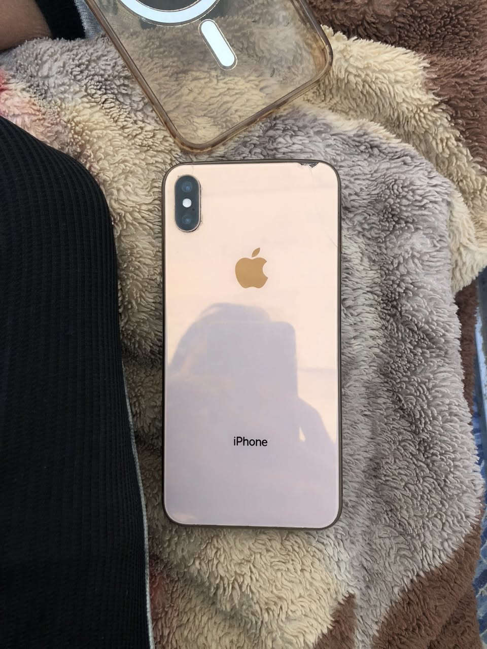 اكس اس ماكس ذاكره 256 جهاز حلو فقط كامره الاماميه واكفه فيس ايدي شغال نت شحن شريحه شغال سعر 175 رقمي ***********
