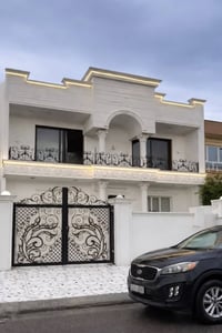 مجمع المهندسين • ٢٠٠م • ٥ غرف+مخزن