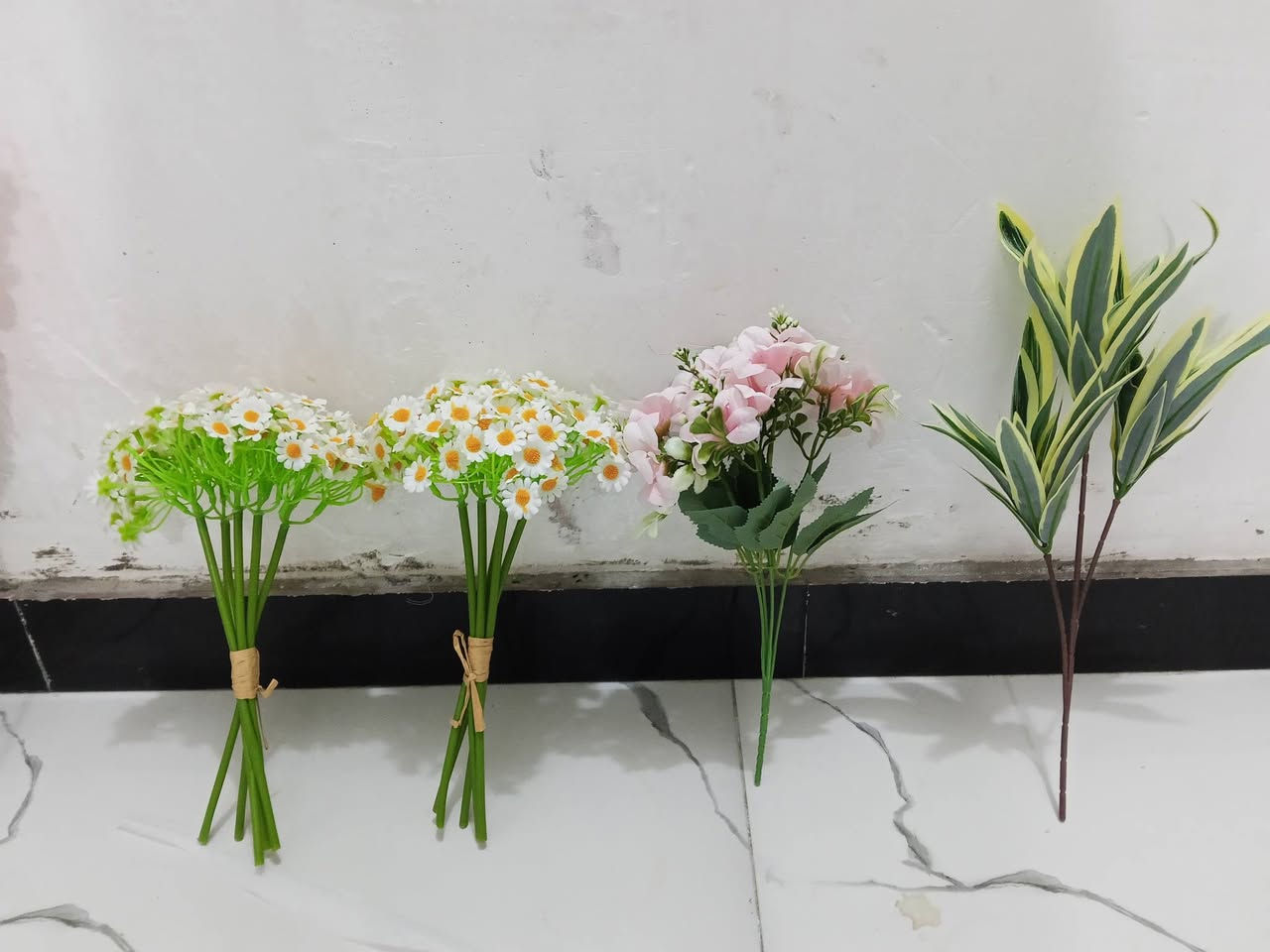 السلام عليكم شباب أغراض منزلية تحفيات كرسي هزاز دوشك طفل ماعون ملكي كاسات كلشي بلصور موجود باسعار مناسبة الشراي يتواصل ***********
