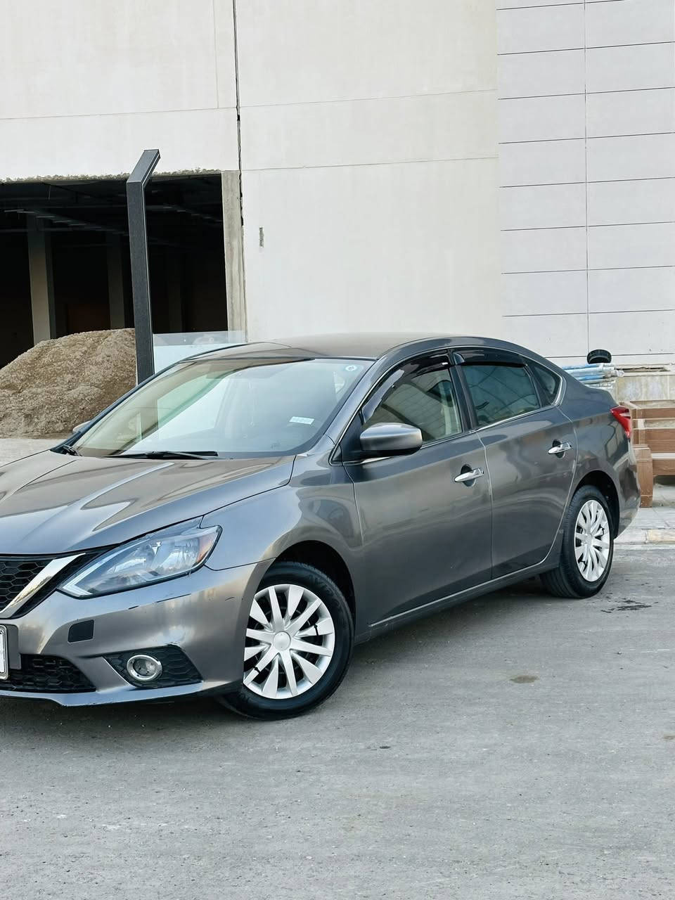 السلام عليكم الحلال للبيع سنترا 2018رقم صلاح الدين دولي باسمي هزه سنويه كله جديد. قبل يومين سويتها حادثها بسيط فقط دعاميه بدون رش بدون تبديل بدون دواخل مكفوله 

محرك كير شرط لا تنقيص ولا تبخير 
تخم تايرات جديد. 
صدر امامي خلفي جديد 
تحكمات ب ستيرن 
تبريد تدفئه كله شغال 
كهربائياتها كلها شغاله فول 
حادثه بسيط مكان السياره تكريت 
شراي اتصل ع رقم وتدلل ***********
