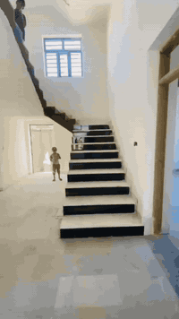 شغل درجه اولى مثل مشوفون تطبيك سيراميك جدران ارضيه درج  وسعر مناسب ليحب يستفسر يتصل ع هذا رقم ***********1
