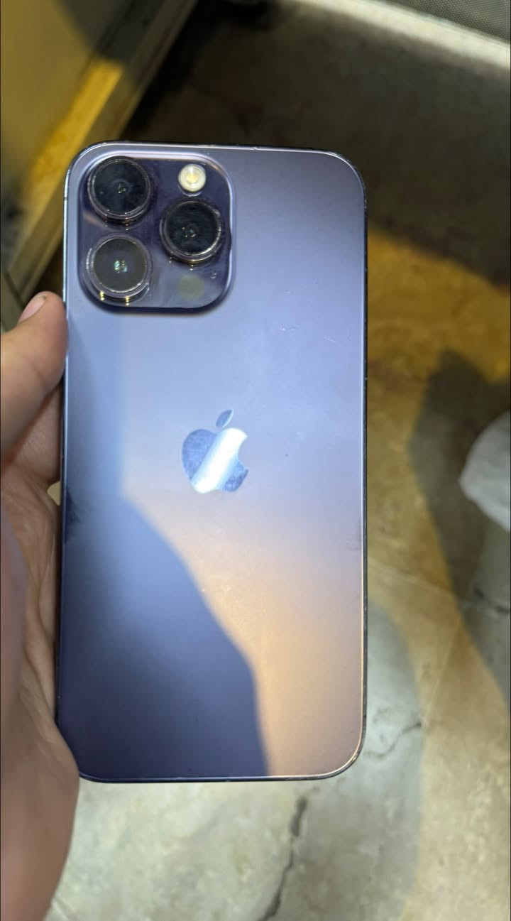 Iphone 14 pro max ❤️
جهاز جدا نظيف ممفتوح 
الجهاز بطارية 89 
و ذاكرة ٢٥٦ 
مكاني زيونة 
الاتصال ع هذا الرقم ‭***********‬
