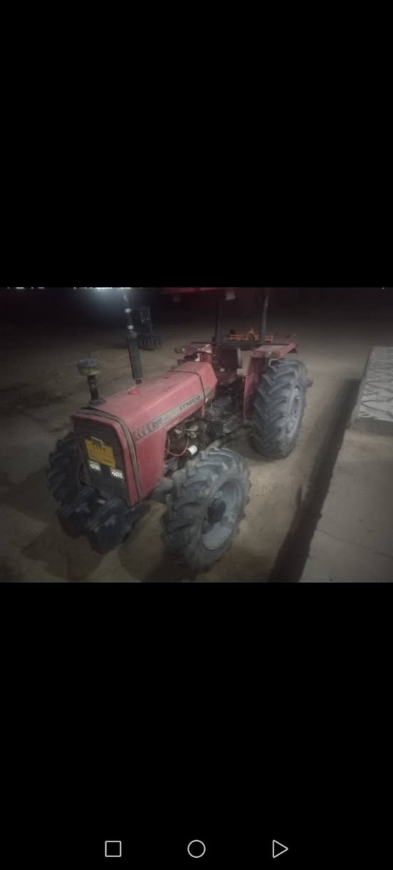 تنكتر إيراني موديل ١١نظيف حيل اكسل إيطالي محرك كير اكسل شرط وكاله تحويل
***********
المكان الحلوات
