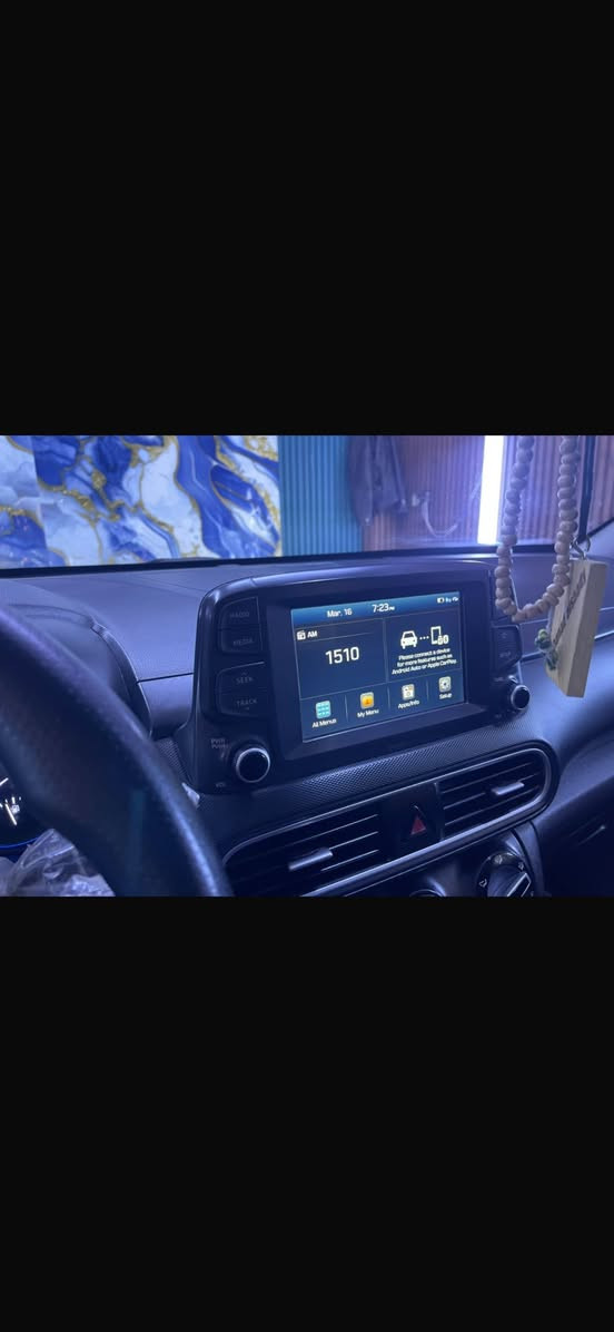 سلام عليكم هونداي كونا ٢٠١٨ ماشيه ٨١ ميل
موصفات تحكم ستيرين سبورت مود لايت زنون شاشه كامره دوراه محرك ٢٠٠٠ بعد بيها موصفات  ***********٠
