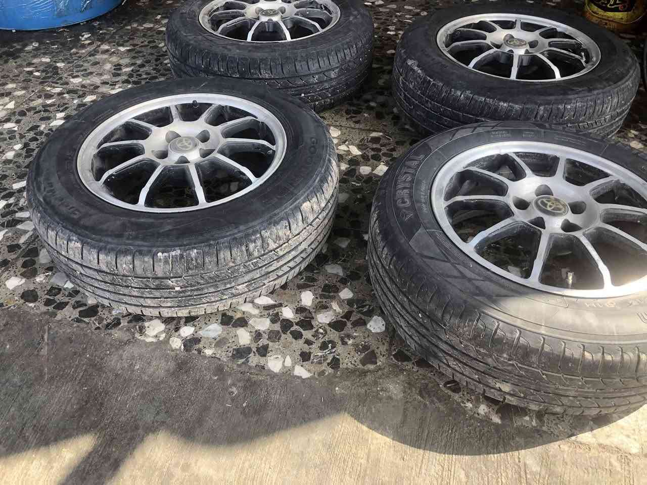 تخم ويل كب كورلا حجم ١٥ تايرات جديده  ٢٢٥ الف بغداد غزاليه *********** بيع او مراوس
