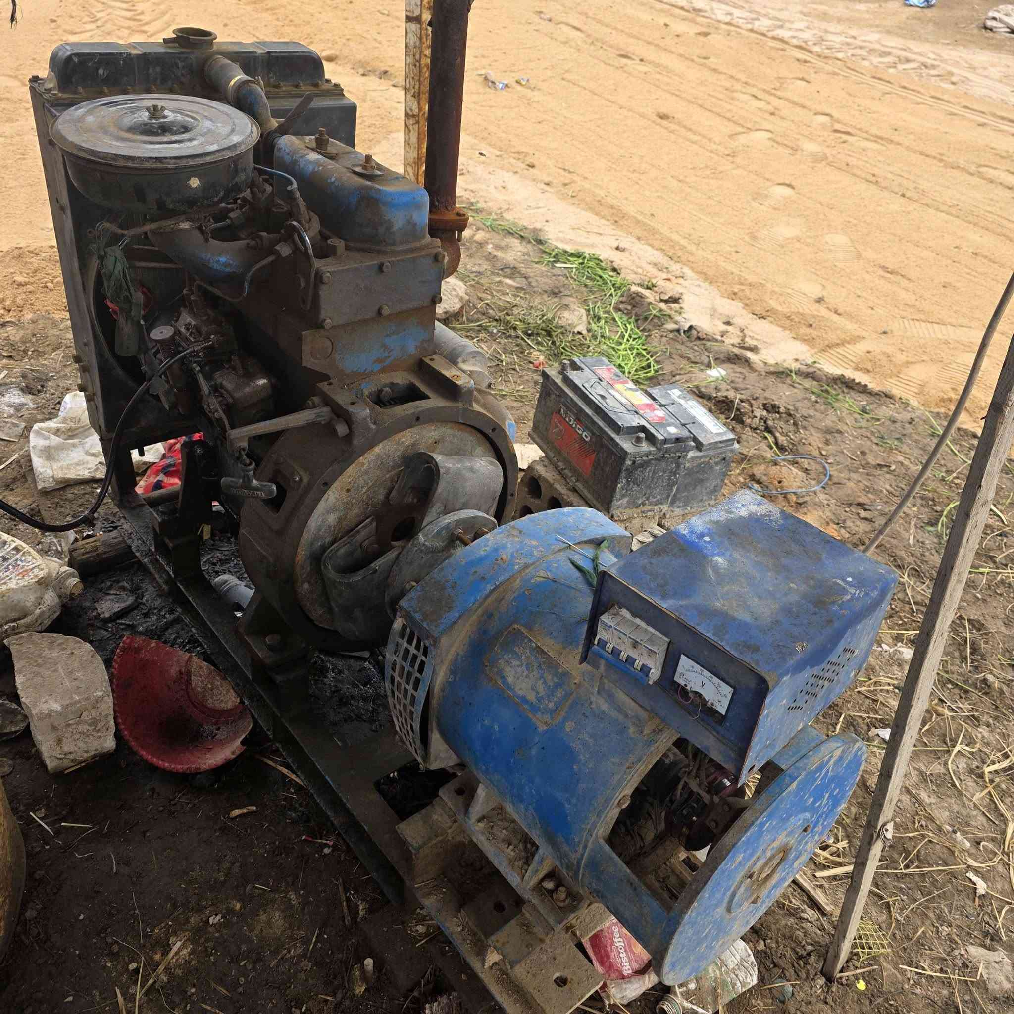 مولده 2بستم شغاله 70 امبير مكاني نجف العباسيه سعره 1،600
***********
