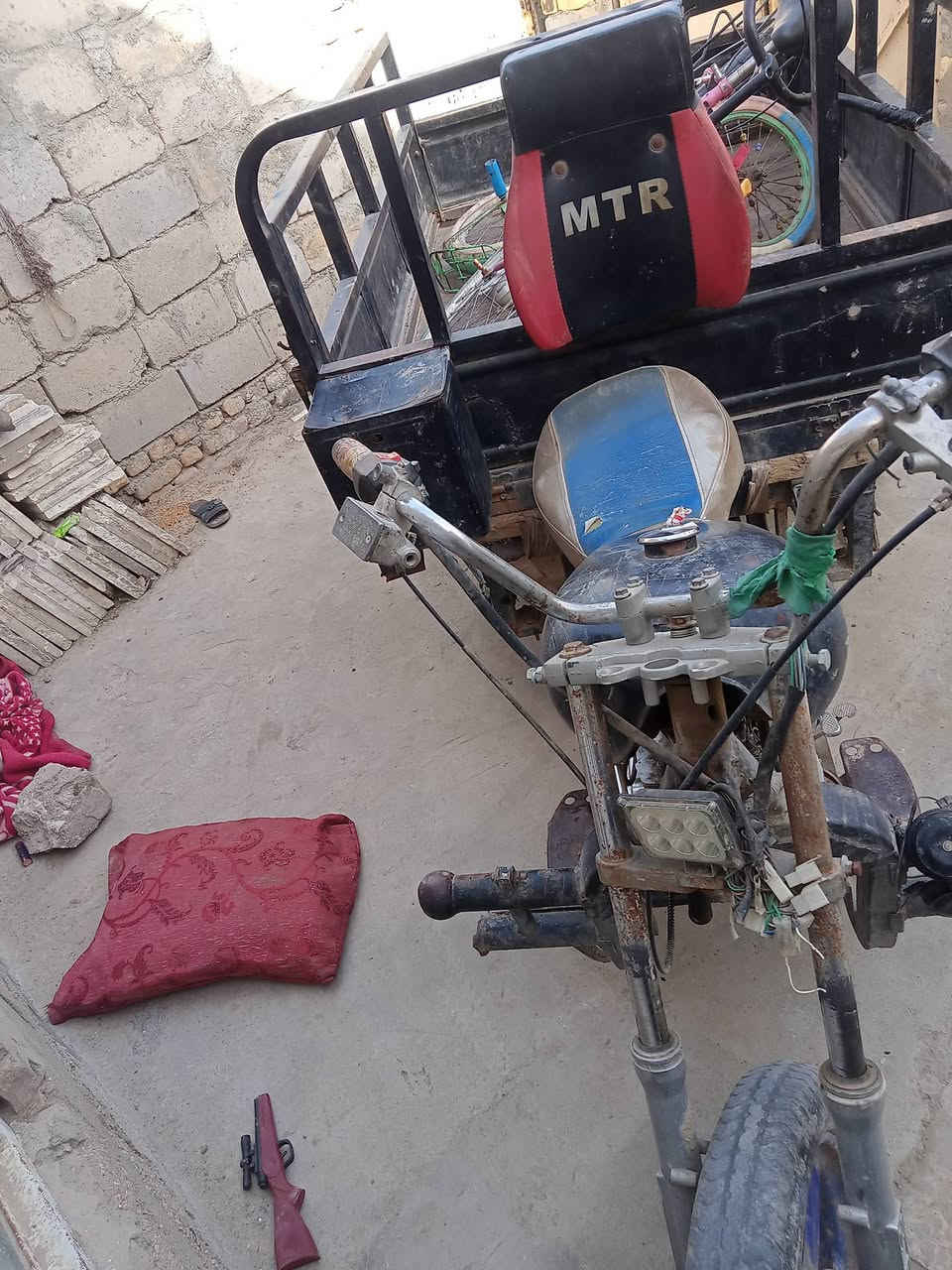 ستوته للبيع امتيار رقم أبيض السعر خاص ***********
