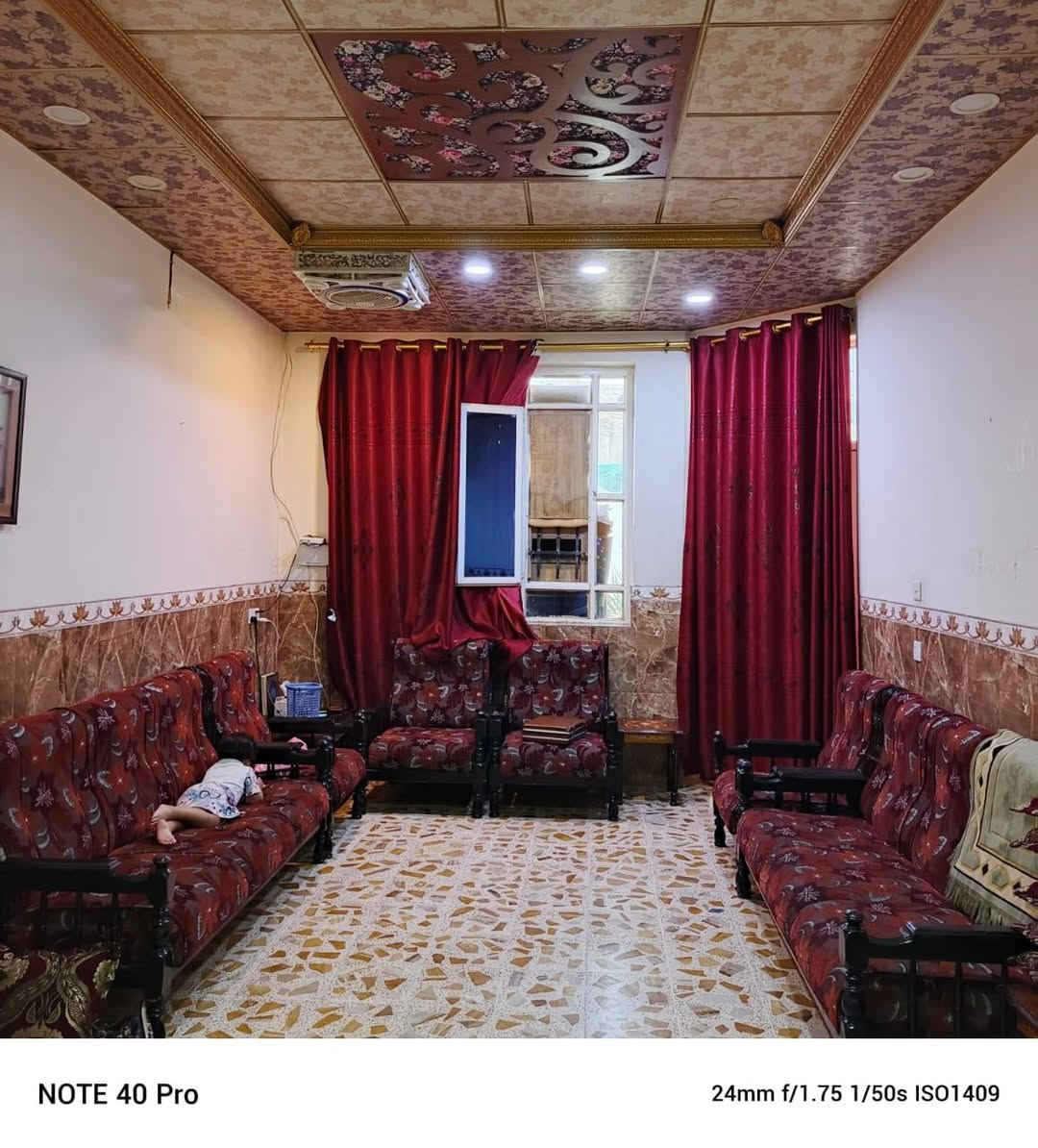 سامراء ١٥٠ متر مشتمل ٤ نوم فول جبيريه ٣ خلف المحلات التجاريه بناء حديث طابوملك صرف السعر ٨٠ مليون حصرا 
*********** عالم العقارات
