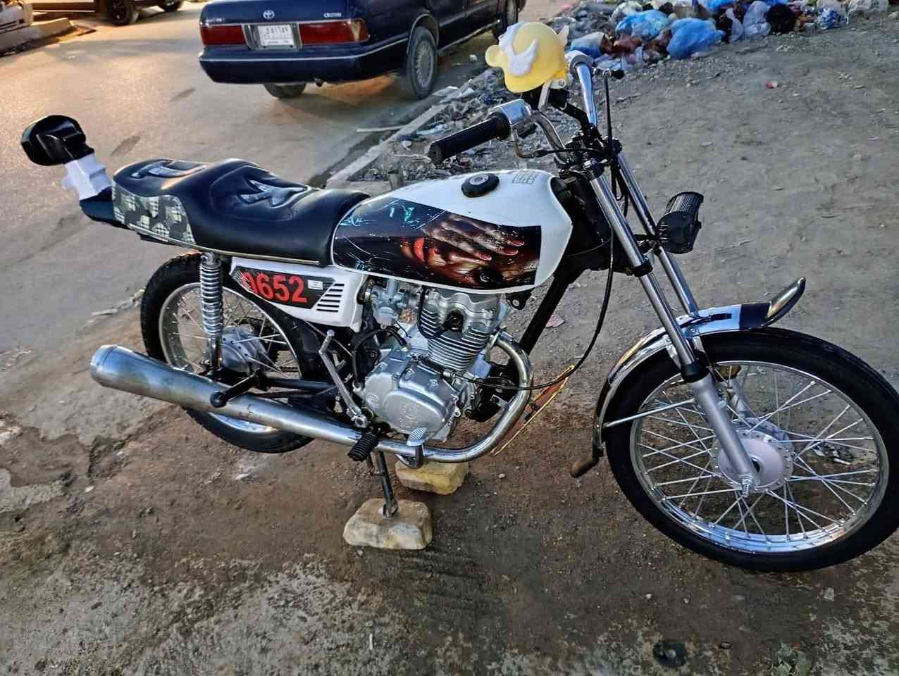 سلام عليكم دراجه للبيع مديل 20اوراق اصولي مفتوحه دراجه خير من الله سعر 625وبيه مجال مكاني شطره رقم الاتصال ***********
