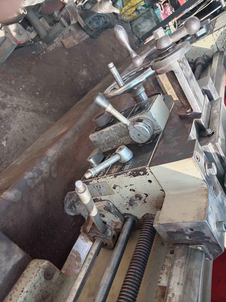 تورنات البيع المساحه متر مالمزاد شرط النضافه مكان نجف ***********
