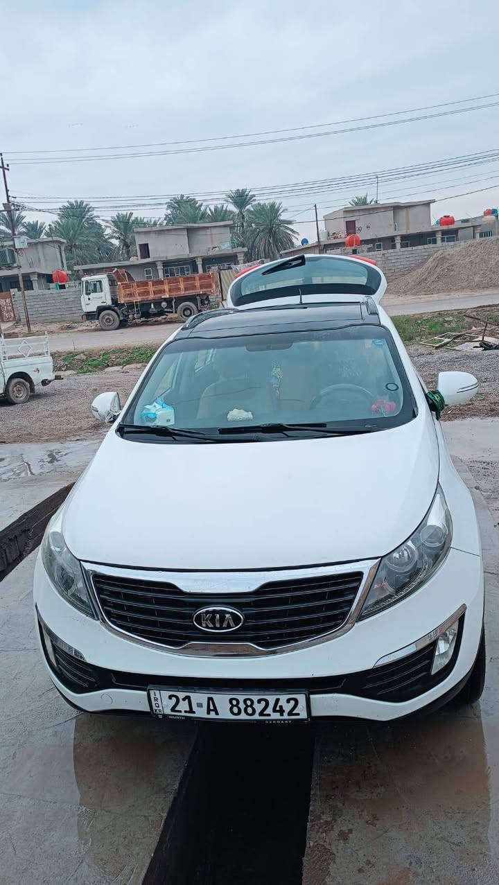 سلام عليكم سيارةكياسبورتج 2011البيع اتصال عل رقم ***********
