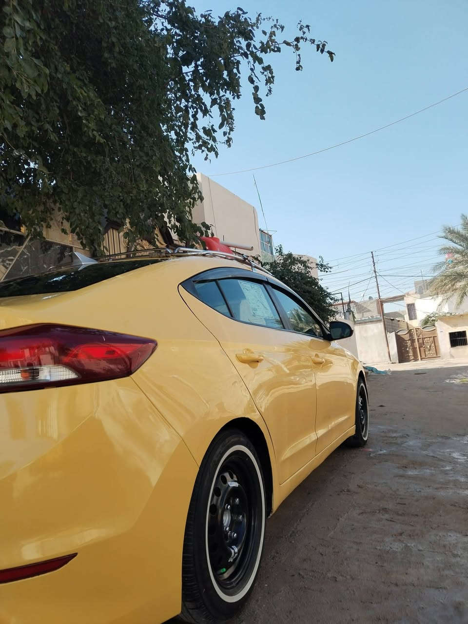 سلام عليكم من رخصه صاحب الكروب للبيع النتره 17بسمي ورد أمريكي حدثهه خشم لبنيد فقط بدون دواخل كفاله  سعر ١٢٢ بيهه مجال *********** ***********
