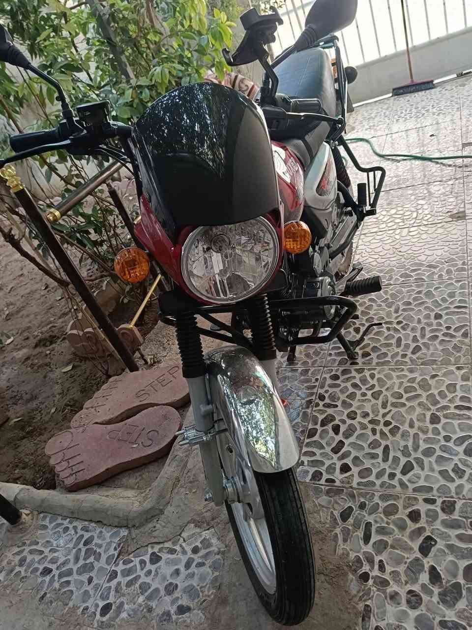 سلام عليكم ماطور للبيع ونضيف ورقم وباسمي وسنويه كامل وتواصل خاص ورقم مبايل
***********
