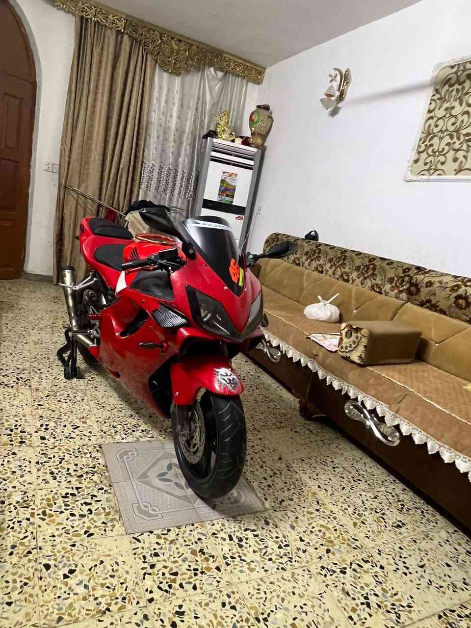 افوراي 600 للبيع مكان بغداد ستفسار ع رقم ***********
