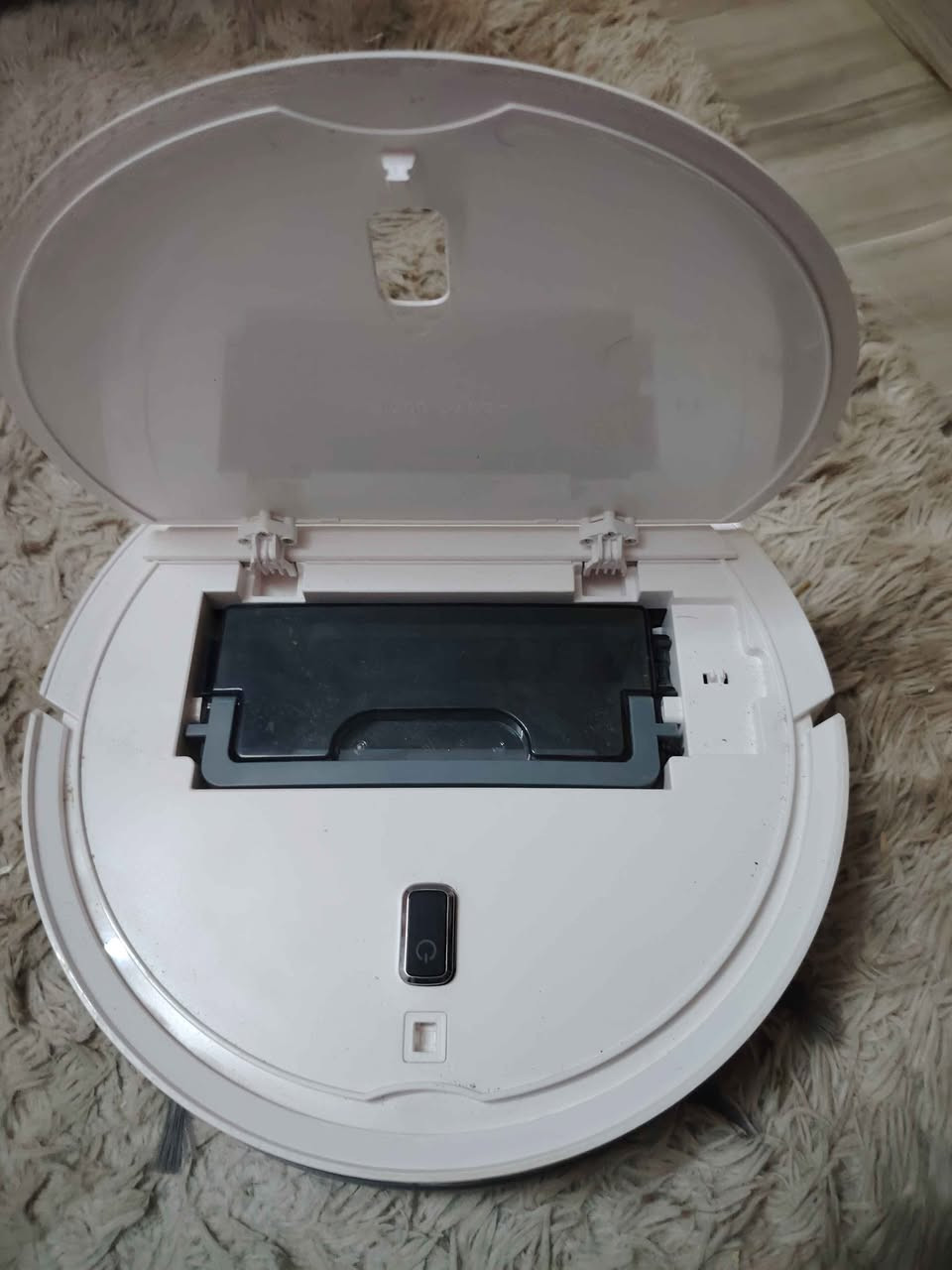 مكناسة روبوت وياها كل غراضها كاملة مكملة 
وياها شاحنتها + قاعدة شحن ( يعني طريقيتن تكدر تشحنها بيها ) 
طريقة استعمالها كلش بسيطة، بس شغلها و هي حتنظف كلشيء يصير كدامها، بيها نظام ذكي بس توصل لاي حاجز كدامها مباشرةً تغيير اتجاه التنظيف

سعرها 35 الف، مكاني بغداد الشعلة، *********** بغداد, العراق
