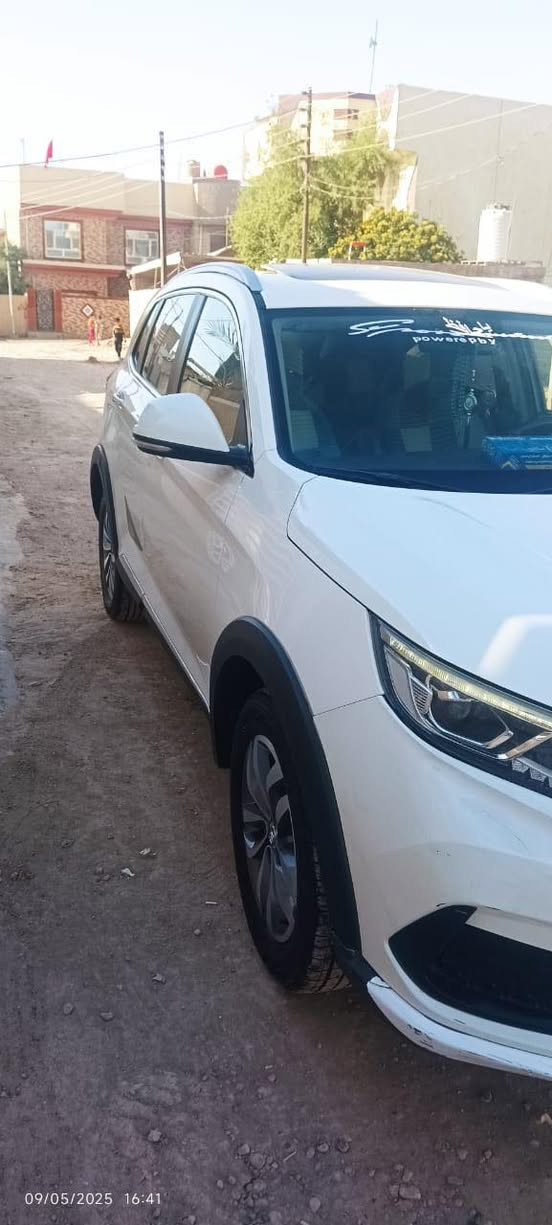 السلام عليكم 
بايك. موديل. 2021 سياره جديده وجاهزه مكفوله كفاله عامه. كير ومكينه. وحداديه كله مكفوله السياره حره وباسمي رقم بابًل محرك محور غاز السياره ماشيه 90حقيقي فول مواصفات السعر 135 وبيه مجال مكان السياره بابل الحله. رقم الهاتف. (***********) مكلف ب النشر.
