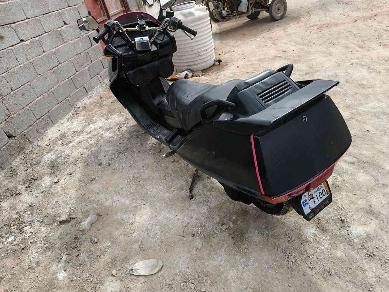 من رخصة مدير الكروب
فيوجن للبيع موديل 2006
مكينه مفتوحه مجفته
مكفولة لا تنقيص ولا تبخير 
كفرات كامله ما ناقصها شي 
شلعه معدل فول كهربائيات كامله 
سيستم سماعات 
سعر 600 وفيها مجال
مكان نجف رقم هاتف
***********
