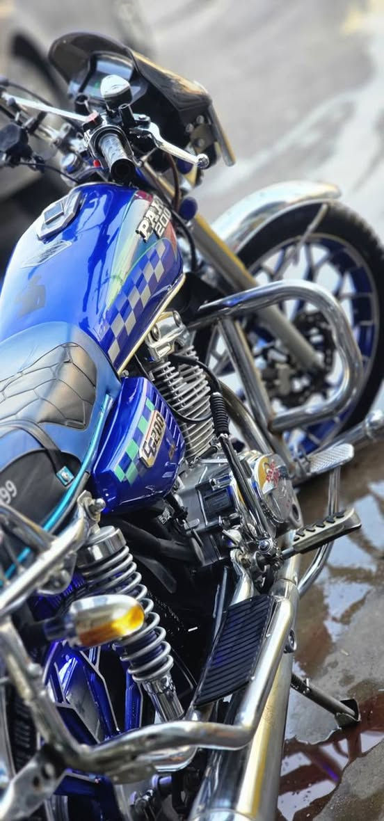 للبيع بارت عيتاني 200 كبس
موديل 2024 وراق منفيس موجدة 
سعر 450$


**إذا كنت صاحب هذا الإعلان وتريد حذفه لأي سبب، رجاءا أرسل رسالة إلى الدعم الفني**