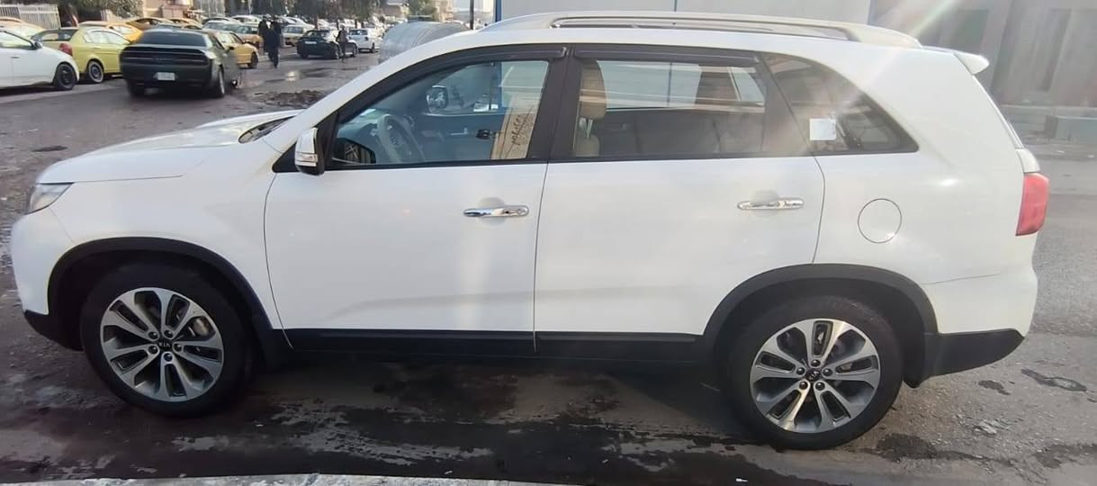 سورنتو 14للبيع بانوراما محرك 6فول فول مواصفات بالسورنتو رقم نينوى الجديد ***********كورك***********
