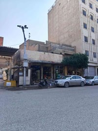 عقار باب الطاك شارع المحيط ١٥٠ متر يمي مباشر.   ٠٧٧٥١٧٨٥٠٧٧