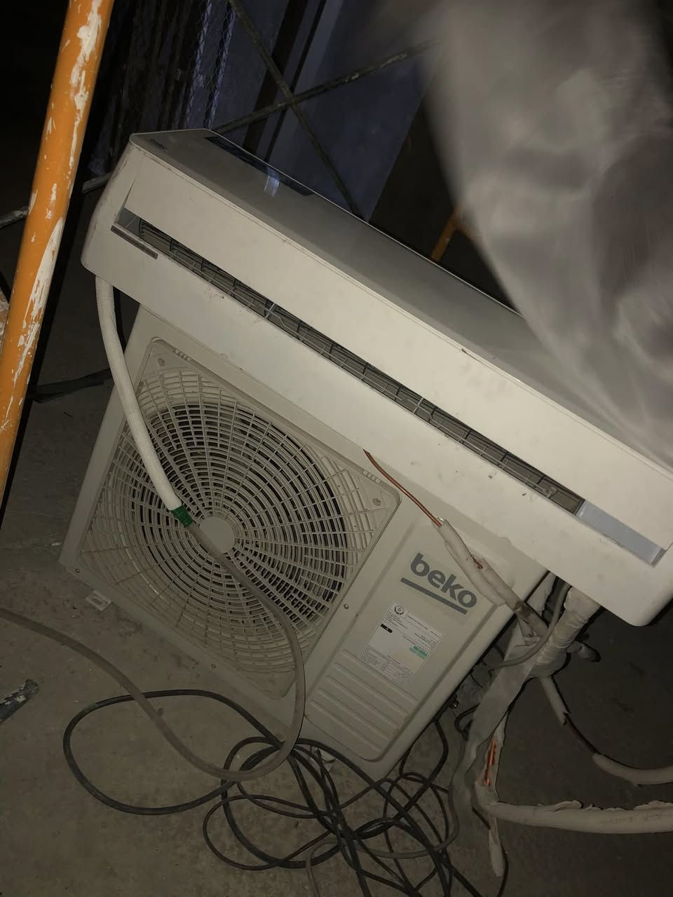 عندي هاي استعمال شهر واحد البوري الجبير مطعوج بل تحويله بعدها جديده طنين *********** اريد أبيعها مكان البصره
