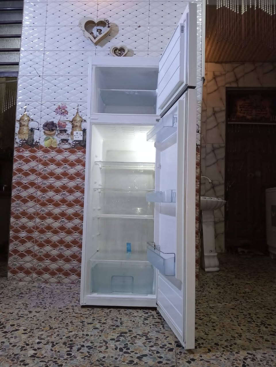 ثلاجة نضيفة شغاله 18 قدم السعر 180 مجمده نضيفة جدا 12 قدم السعر 180 الشراي خاص يوجد توصيل


**إذا كنت صاحب هذا الإعلان وتريد حذفه لأي سبب، رجاءا أرسل رسالة إلى الدعم الفني**