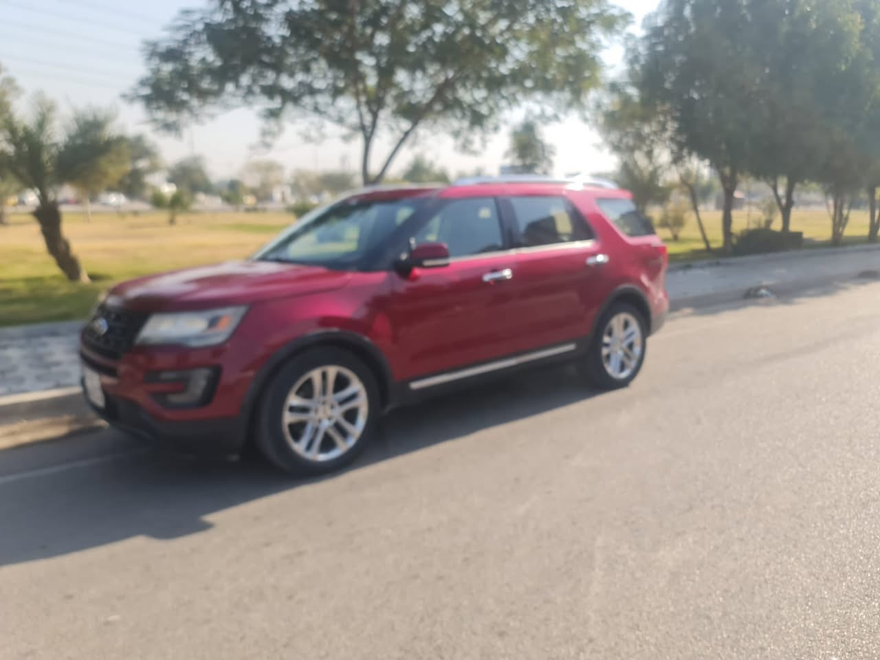 السلام عليكم 
                 للبيع فقط
 فورد اكسبلورر  موديل  2016      7 راكب 
    مواصفات لمتد محرك 6 سلندر  
  بصمة تشغيل  بصمة ابواب 
     كشنات جلد بيجي 
     كشنات تدفئة وتبريد 
شاشة سوني 
تدفئة ستيرن 
  شفتات ستيرن    تحكمات ستيرن جهتين 
انارة داخلية  7  الوان 
   3  وضعيات قيادة 
    كود باب 
   مقاعد كهرباء 
سقف بانوراما 
    حركة دركة ستيرن كهرباء 
  صندوق شفط 
        وبيها بعد مواصفات 
  السيارة ماشية  اكثر من  171 الف ميل 
بيها صبغ جاملغين امامي بدون بنيد  مع بابين خلفية  
      حدادية  صدر امامي نص عمر
   
    مكان السيارة  بغداد 
     السعر المطلوب   125  الف مع مجال بسيط جدا 
  الاتصال  واتساب  ***********
