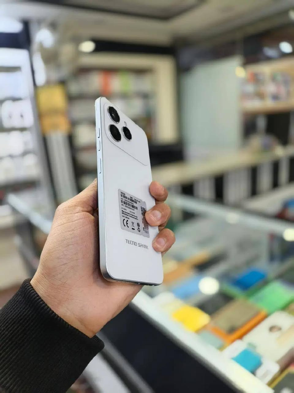 السلام عليكم
‏هاتف Tecno Spark 40 جديد صار يومين من شتريته وجتاجيت اريد ابيعه سعر 250 بيه مجال
 ***********
