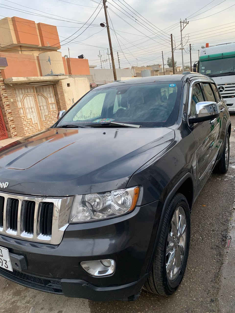 جيب لاريدو 2011 محرك 3600 ويلات كروم كشنات جلاد رقم بغداد مشروع وطني موصفات شكشن كهربائية بصمه مكان الساره موصل جانب اليمن رقم الجهاز *********** السعر 150 وبيها مجال
