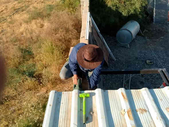 السلام عليكم حداد متنقل حداد سفري موجود عندك حديد تريد تسوي قمريه تريد تركب باب حوش سلايت تريد تسوي اعلان حاضر كلشي يخص الحداده حاضر واسعار مناسبه والله يرزق الجميع  اتصل وتدلل ***********
