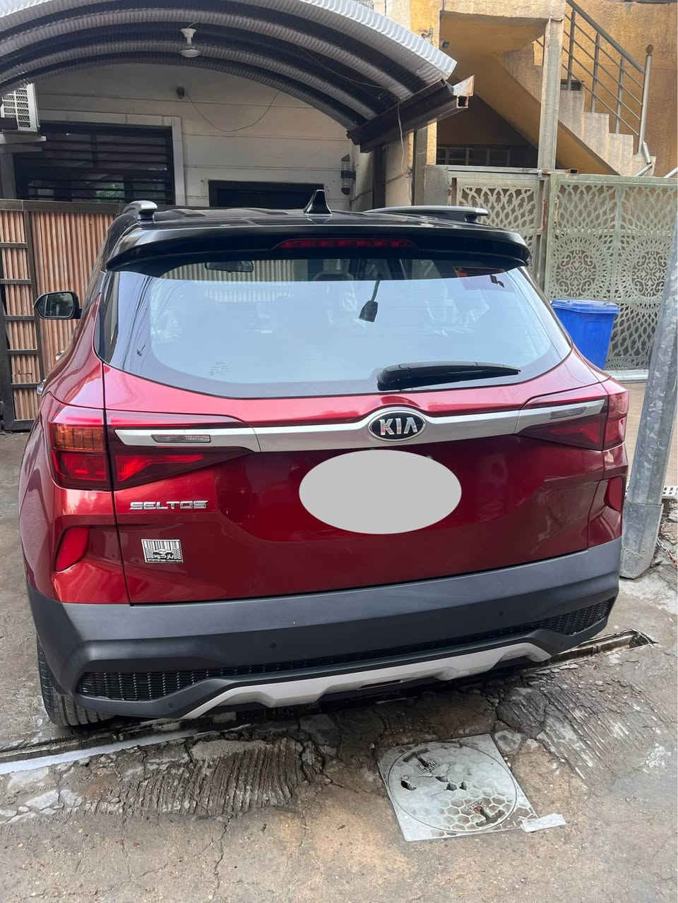 كيا سيليتوز خليجي وكالة الدولية 
بعدهه داخل الضمان  مال شركة موديل 2021
السياره ماشية 21 الف كيلو مكفوله بدون ضرر 
بصمة شاشة جبيرة متصله وكشنات ابيض جلد اضائة محيطيه مريات شفط وترحيب وتشغيل عن بعد 
السعر 167 مكان السيارة بغداد المنصور 
*********** بغداد, العراق
