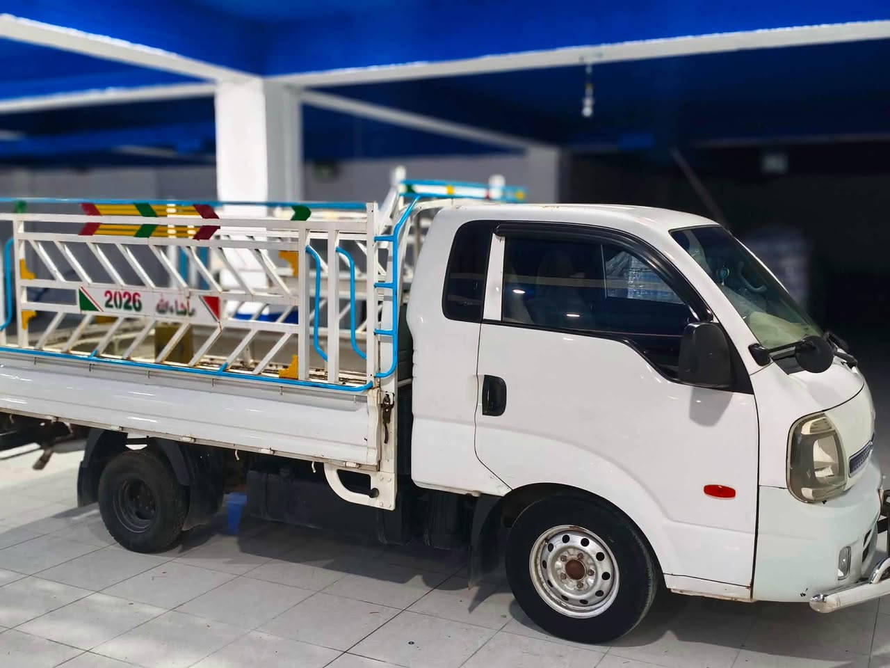 کیا 3000 مەکینە ڕەش مڕغوب 2006 گێڕ تۆماتیک برێک بەستراوە هایدرۆلیک و ڕۆنی مە کینە تازە گۆڕاوە تایەی تازە گۆڕاوە بێ عەیبە 98000 ڕۆیشتوە 
شوێن ڕانیە *********** رانية, السليمانية
