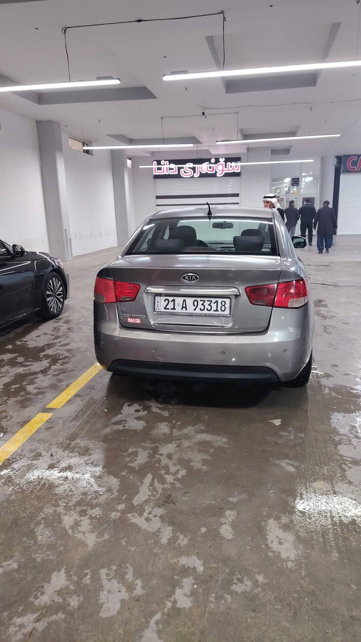 سلام عليكم كيا سيراتو  موديل ١١ سياره حلوه بمعنى الكلمه مال جناي حداديه زيرو مكينه وكير  صندوك بيها صبغ كما موضح في السونار اي ضربه مابيها سياره ماشيه ١٩٢ الف مكانه  بعقوبة ديالى السعر ٩٣ وبيها مجال ***********  تحويل مباشر
