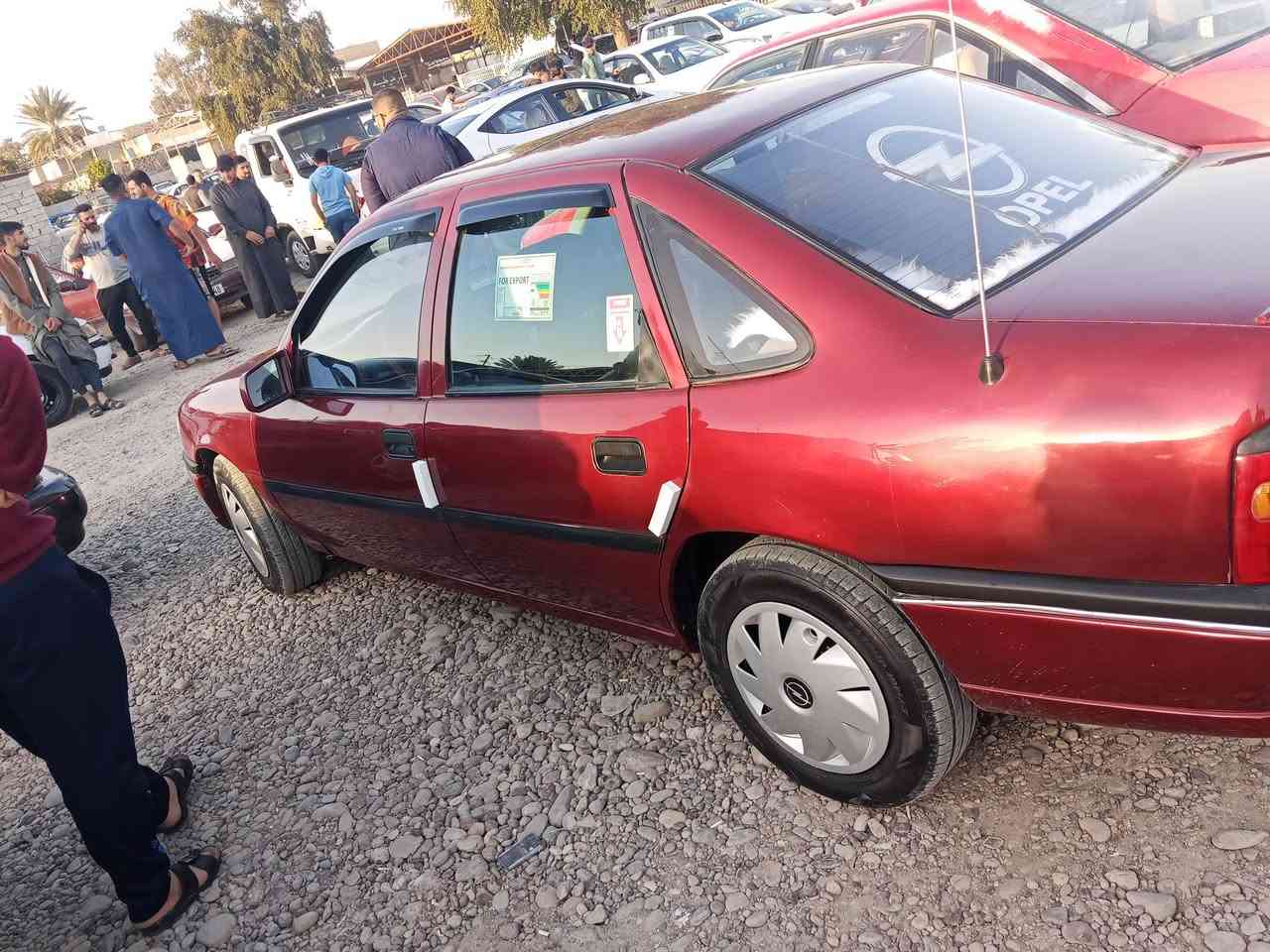 السلام عليكم  اوبل فكترا مديل، 92محدث95 تخم ايربك دشبول السياره جديد ما بيها نقص برغي محرك كير صدر تخم تاير كلها جديد  مصبوغه عام جماليه رقم صلاح الدين دولي سنويه 2029 باسمي ثاني يوم تحويل  تخم بطاين دوشمه كلها جديد السياره متعوبه عليه كلها شغاله حته كلوب. الرقم شغال  كلها مكفوله  العنوان سامراء 
السعر 45بيها شويه مجال 
***********
