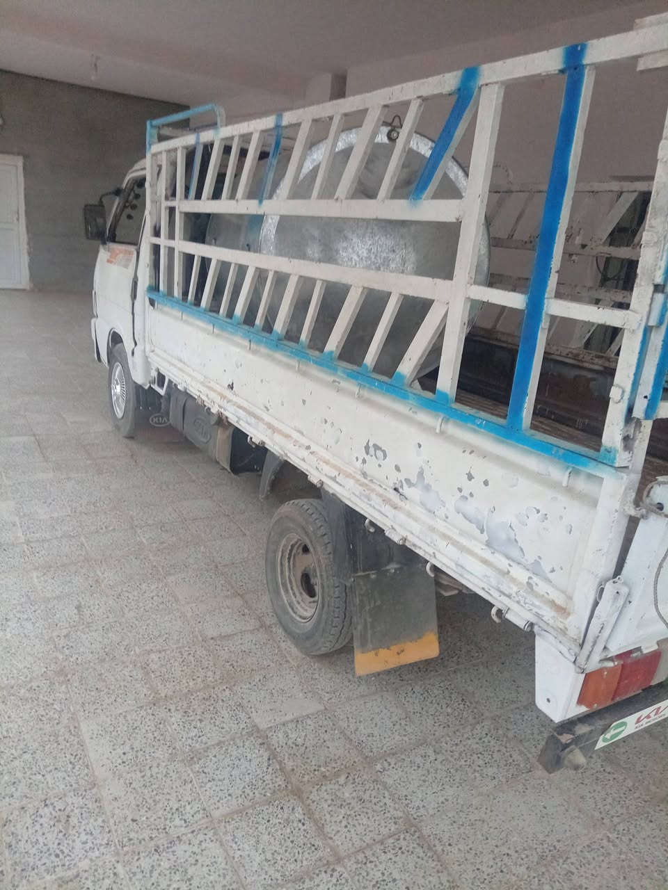 بنكو للبيع سياره مكينه وصدر وطارات كله جديد سياره مال جناي ايعوزهه دوشمه وترتيبات السياره بدون تحويل صاحبها مائندله السعر 25 ورقه قفل ابيعك ئدوات أدوات فقط مكاتبه فقط حتى رقم مابيها للاتصال *********** مكانها قضاء الحويجه ///ملااحضه اذا شراي اتصل واذا موشراي أعبر المنشور وصلي على النبي حياكم الله جميعا
