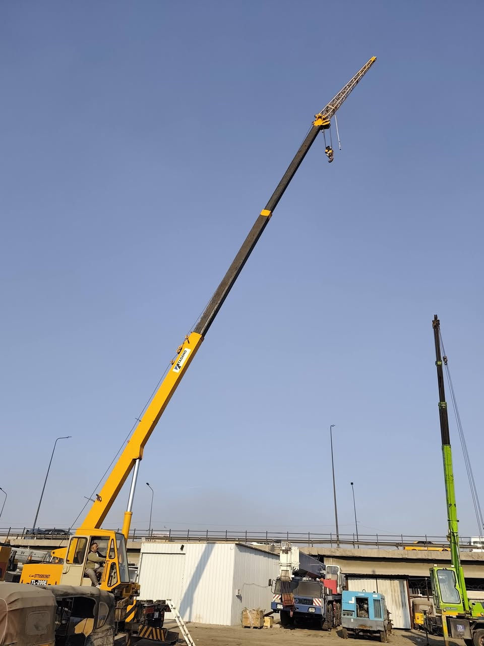 السلام عليكم كرين 15طن اللبيع رقم إنكليزي
السعر 36000.  $.   ثلاث شدات و ستين وبي مجال قليل 
***********
