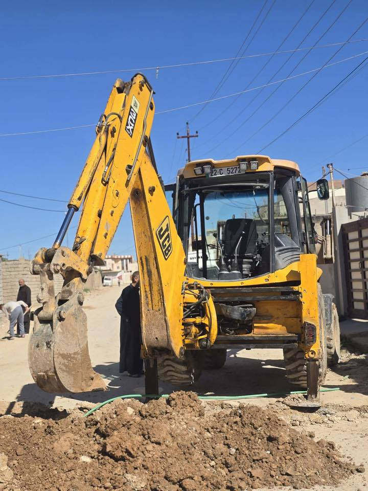 حفاره جي سي بي للبيع
موديل 2003
سنويه مجدده لغايه 2030
النظافه مثل ماموضحه بل صوره مناقصهاا برغي شرط 
رقم الهاتف ‭٠٧٥١ ٣٤١ ٤١٦٨‬
