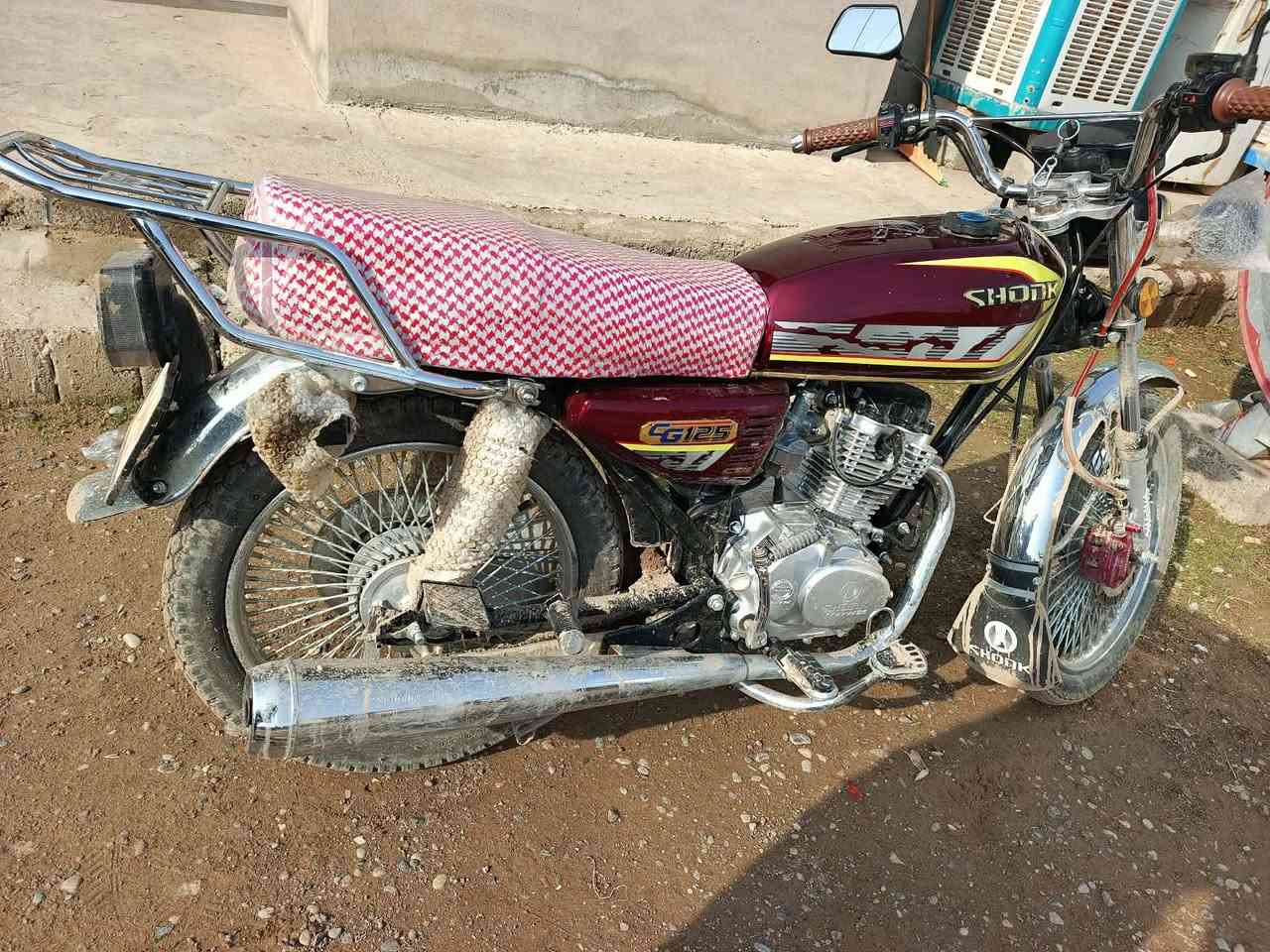 السلام عليكم تايكر سونك موديل 25وضع شركة مامطخوخ كلشي شغال
جنوب الموصل ناحية القيارة قريه الحود 
السعر 800 وبي مجال
مكلف بل نشر اتصل ***********
