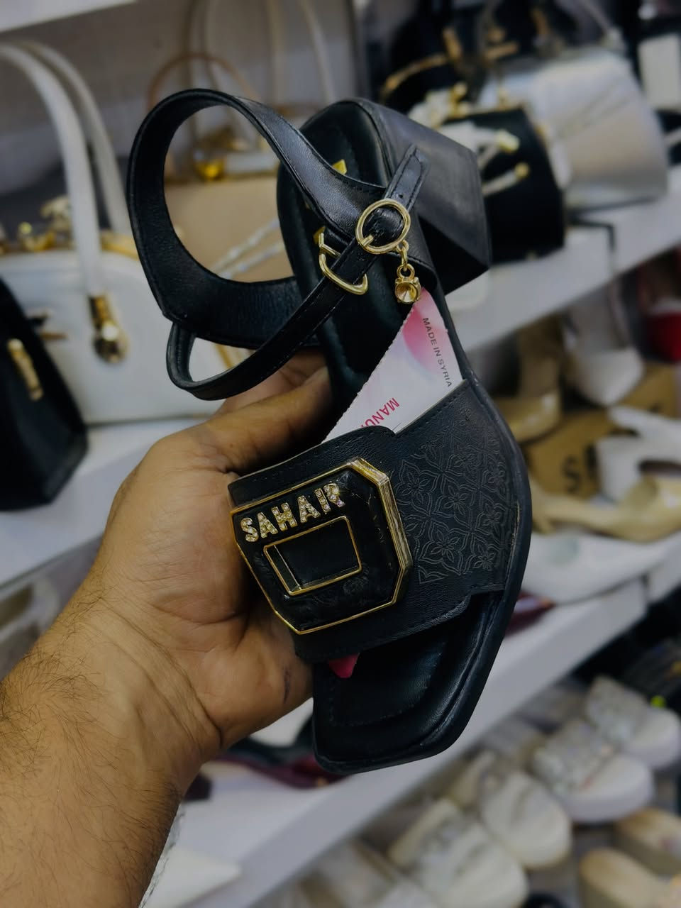 الصندل النسائي الطبي موديلات كلش حلوه وصلت 
اناقتج مهمه اكيد اسعار حلوه قياسات كامله 
سكوبي واحد عروض
العنوان النجف شارع العسكري كبل مقابل جملة بركات الزهراء الغذائية قرب أبو زهراء المضمد 
أوقات الدوام يومياً 
من الساعه 3 العصر إلى الساعه 11 ليلا 
 استفسار  ***********
رقم التوصيل ‭0783 513 8518‬
رقم التوصيل ***********
لايك وتعلق حلو مثلكم 😘

