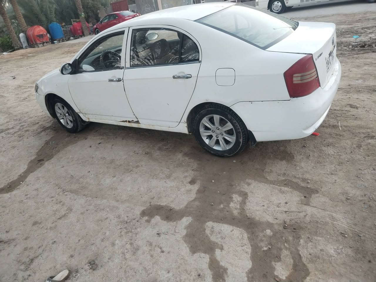 السلام عليكم ليفان موديل 2011 رقم كربلاء سنويه 2030 داخل نضيف كهربايات شغاله بيه صبغ مكانات ابيع عام صبغ مكينه كير خير من الله سياره عوزه ترتيب بصيط سعر 27 وبيه مجال مكان بابل الكفل *********** غير متواجد عل فيس سياره كدامك شوف العين ماينضم مداور يمته ماعجبك
