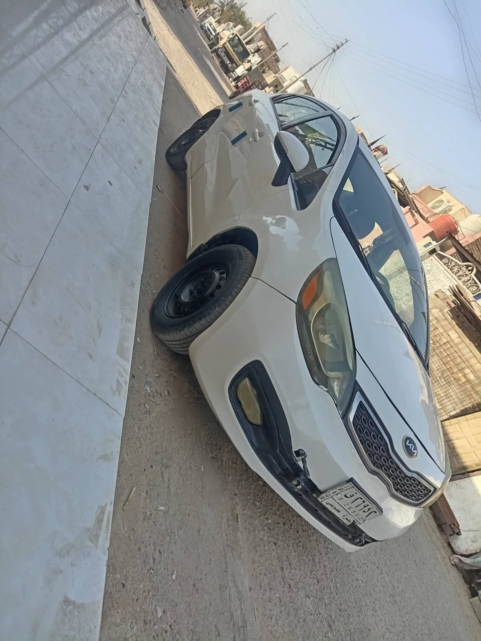 السلام عليكم سياره للبيع نوع كيا ريو موديل 2013 وارد خليجي بيها بنيد امبدل والباقي مكفول محرك كير تبريد حداده تخم تاير كله جديد ومكفول موصفات نص فول مكان السيارة ميسان السعر ابو رمانه السعر 68 الشراي يتصل *********** اااا ***********
