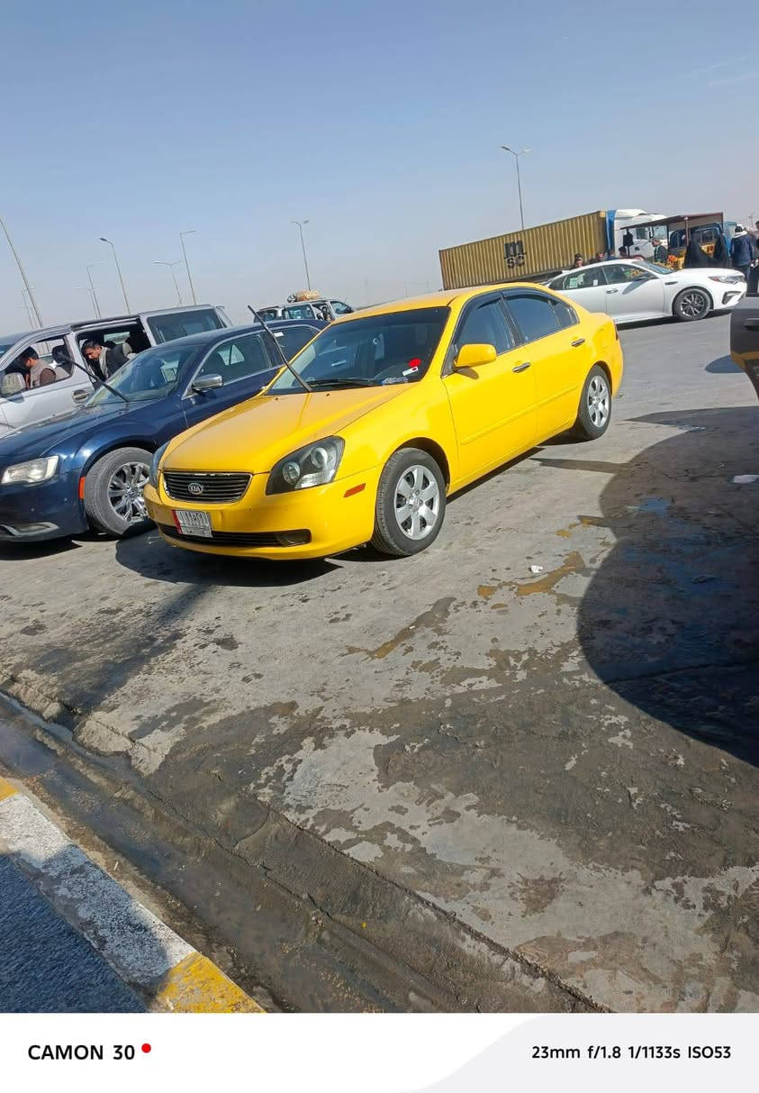 السلام عليكم
عيدكم مبارك 
اخوان اوبتيما امريكيه موديل 2008 
رقم بغداد تحويل ثاني يوم 
سياره خير من الله ناعمه وحلوه 
كير ومكينه حاله جيده 
دواخل جيس من فضل الله 
تبريد ثلج 
سعره 90 وبيه مجال حك جيه 
المكان سماوه جربوعيه
استفسار 
***********
