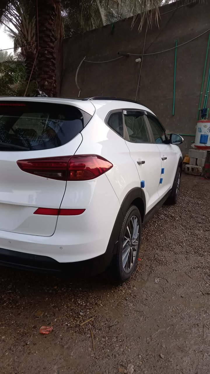 سياره توكسان خليجي للبيع
ضمان شركة ( الكاصد )
موديل ٢٠٢٠
فوووول مواصفات ١/١ بنورما
 خمس عدسات 
⬅️ومعروفه الكاصد كلشي بلادي ماكو اي عمل بيه كلشي بيه بلادي ماشيه 114
⬅️رقم بغداد الدولي الجديد
 مشروع وطني مجددة الى سنة ٢٠٣٠
السيارة ب اسمي
ومحول الرقم الجديد 
يعني من كلشي كاملة الياخذه مجرد تحويل ثاني يوم
السيارة مكفوله كفالة عامة 
السياره فول كوري اصلي 
مواصفاته /
بصمة تشغيل
بصمة ابواب
٣ انضمة قيادة
٢ كرسي كهرباء
أريل نفكيشن
شاشه أبل كار بلي البلادية مال كاصد
شاحن واير ليس
٢ لدات امامية 
محرك ٢٠٠٠ دوش
فول تحكم ستيرن
حاجب نهاري
كشافات زينون
حساس امامي
حساس خلفي
كاميرا خلفية دوارة
مري شفط ويا القفل
سايد بريك بلرجل 
نضام ترحيب
ويل ١٨
مخرج Aux
مخرج usb
لد امامي 
لد خلفي
مثبت سرعة
اشاير بلمري
يدات نيكل 
قطعتين تبريد 
 مكان السيارة كربلاء  الحر
 سعر215 ورقه وبيها مجال
***********
***********
