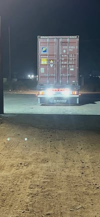 شاحنة • رابط فيسبوك • للبيع